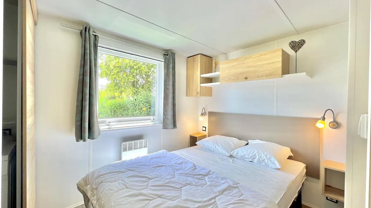Mobil-Home Bora Azur Camping Siblu Frejus 0*,  France